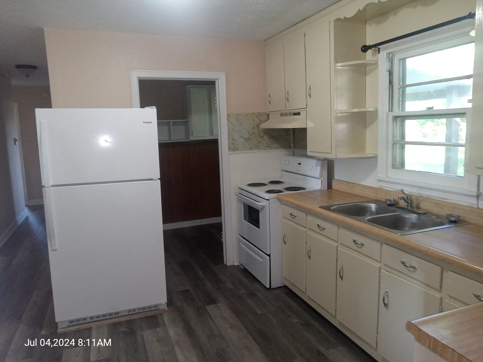 2 bed, 1200 sqft, $875 — Photo 2
