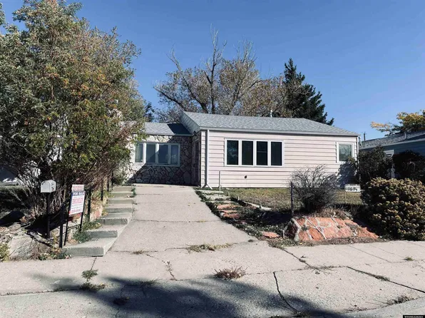 1645 S Mitchell St, Casper, WY 82601
