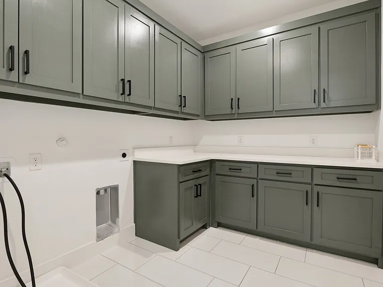 3728 Mount Ranier St #3728 — Photo 8