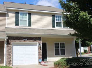 2099 Shady Pond Dr, Lake Wylie, SC