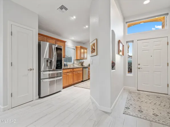 8680 N Sunnyvale Dr, Tucson, AZ 85742
