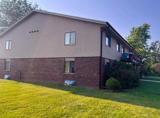 169-171 W Falls Rd #104, Grafton, WI 53024