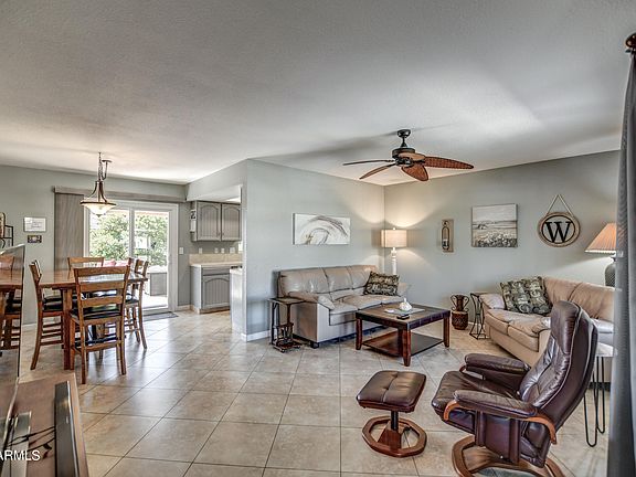 3rd image of 1081 LEISURE WORLD --