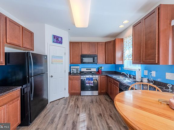 4th image of 46365 Shining Willow Ln