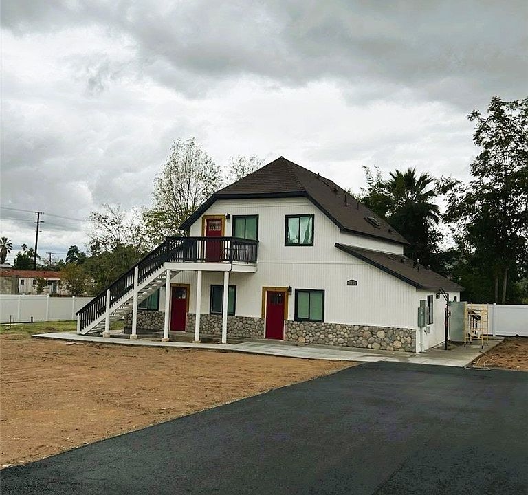 1st image of 1122 W Palm Ave #2