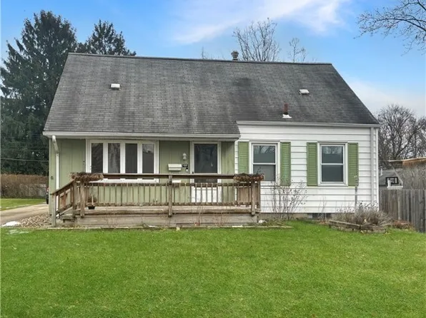 3131 9th St, Cuyahoga Falls, OH 44221