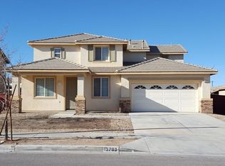 13783 Coolidge Way, Oak Hills, CA 92344