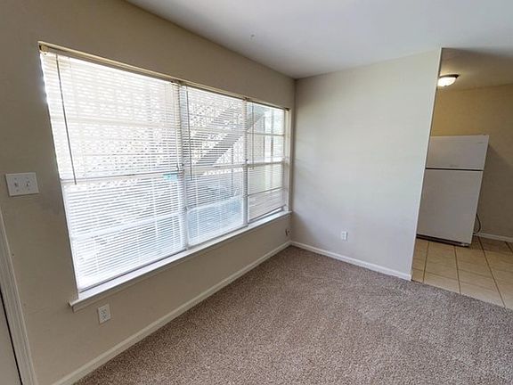 3rd image of 1030 Novarese St APT 7