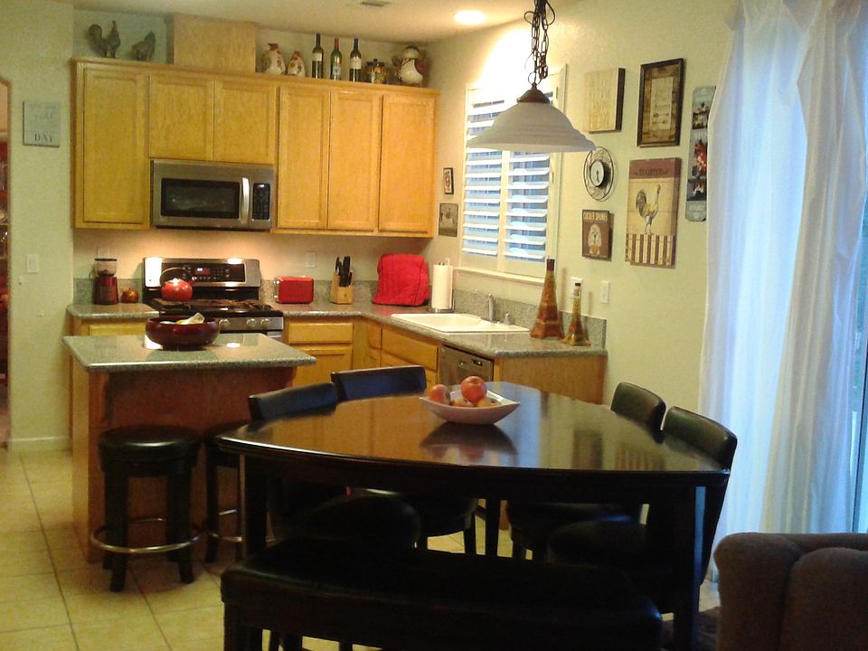 1st image of 2463 Oak Ct