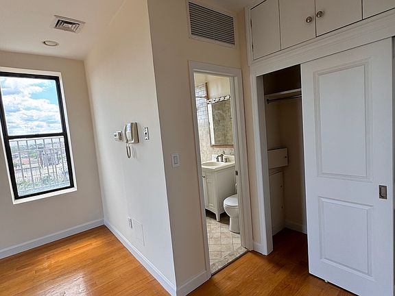 2nd image of 12311 Rockaway Beach Blvd APT 3C
