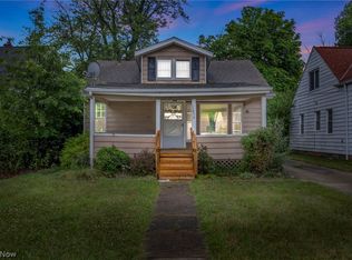 1456 Sunset Rd, Mayfield Heights, OH 44124