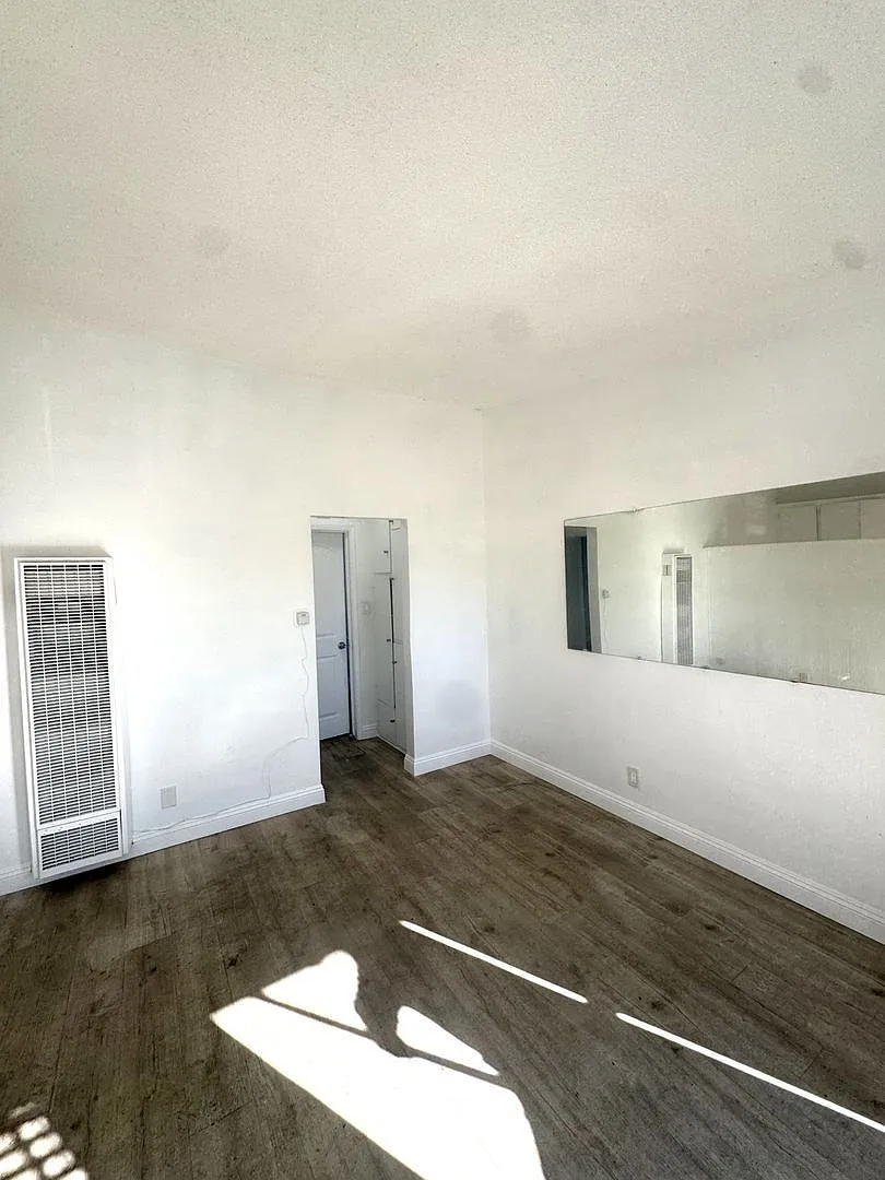 1 bed, 1.0 bath, $1,895 — Photo 4