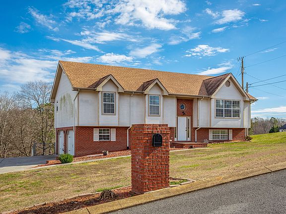 4th image of 114 Shady Brook Ln