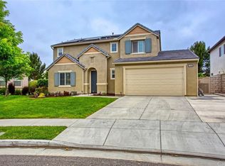 7008 Leighton Dr, Eastvale, CA 92880