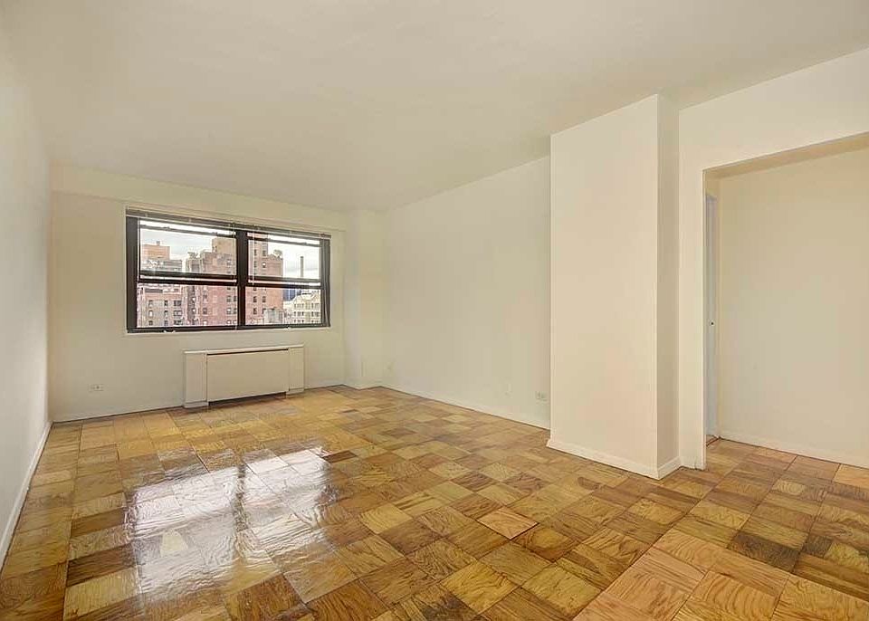 1st image of 300 W 55th St APT 16X