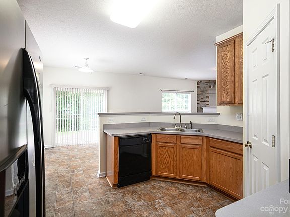 5th image of 5128 Newport Landing Way