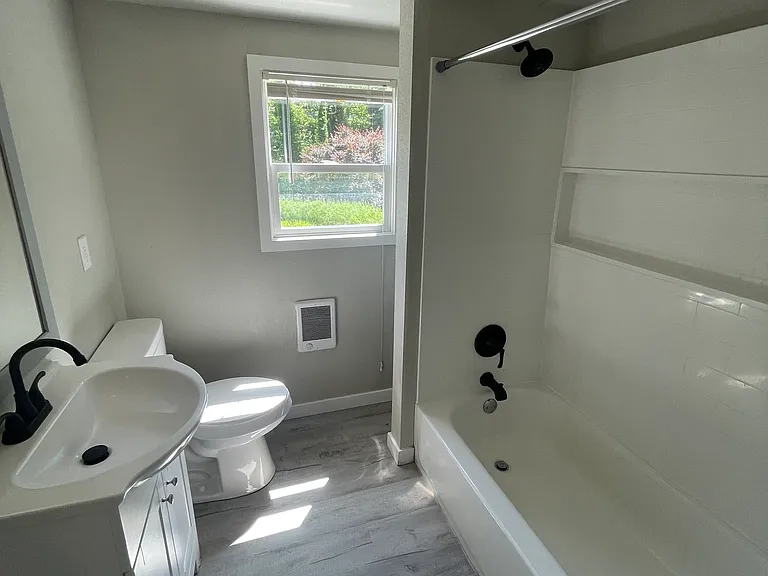 1516 Mount Brynion Rd — Photo 7