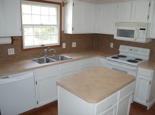 2053 Kellerston Rd, Maumee, OH 43537