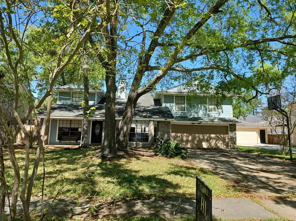 8427 Pines Place Dr, Humble, TX 77346