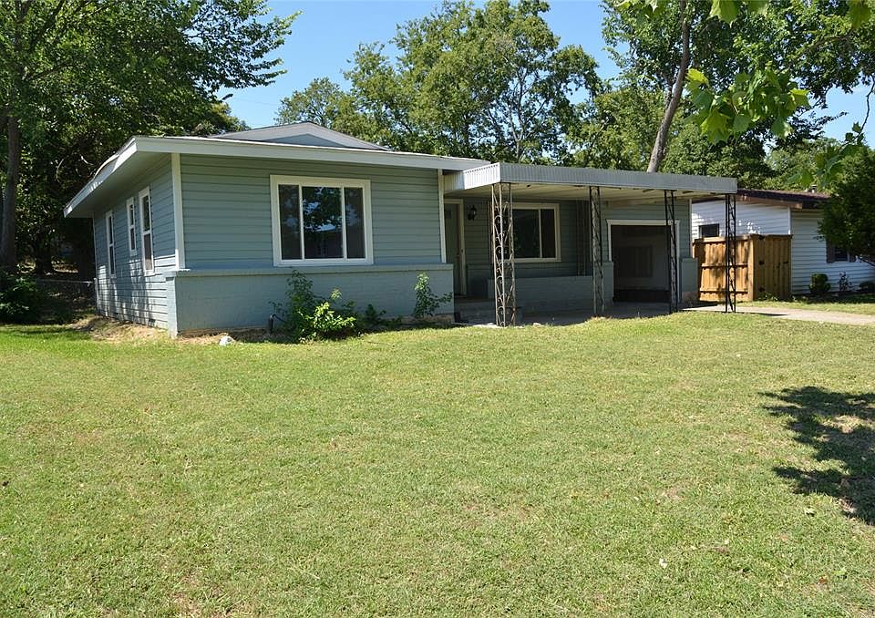1st image of 1205 Huddleston Dr