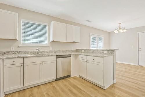 5th image of 7601 Asbury Dr