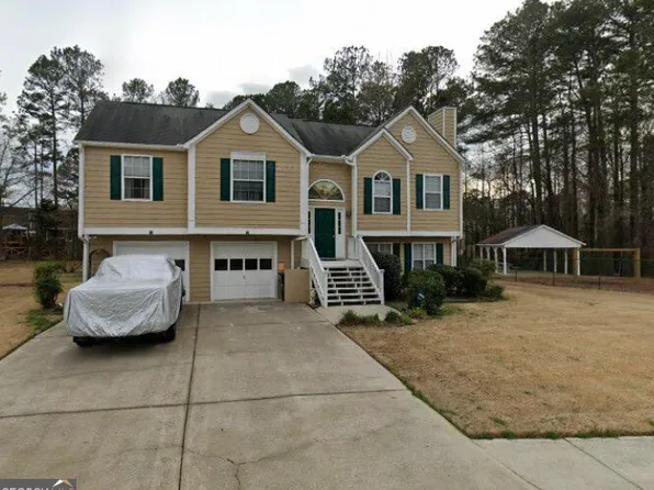 3401 Lochness Ln, Powder Springs, GA 30127