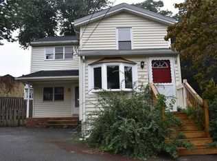 30 Colonial Ave, Lynn, MA 01904