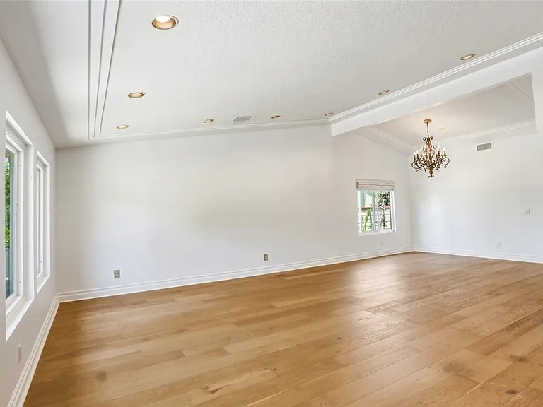 1023 Highlight Dr — Photo 14