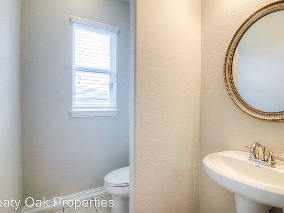 5th image of 8033 Bassano Dr
