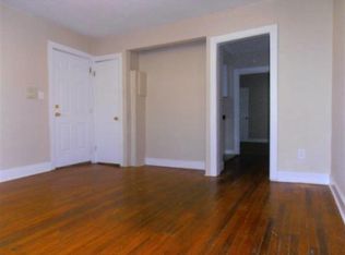 3715 Southwest Trfy APT 103, Kansas City, MO 64111