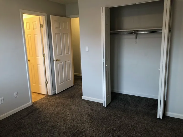 315 Green Valley Dr #65 — Photo 11