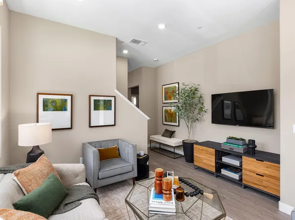 28968 Parkridge Loop #117, Hayward, CA 94544