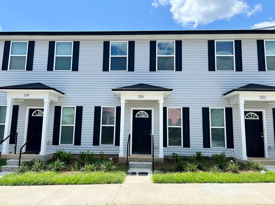 2250 Del Carmel Way