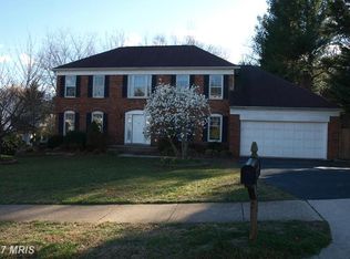 205 Hawkins Ln, Sterling, VA 20165