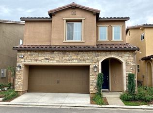 6101 E Brick Dr, Fresno, CA 93727