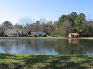 10 Shinall Rd, White, GA 30184