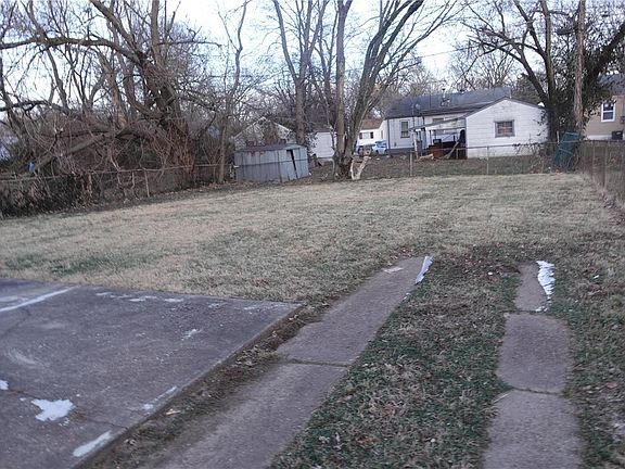 3rd image of 6338 Abbott Dr