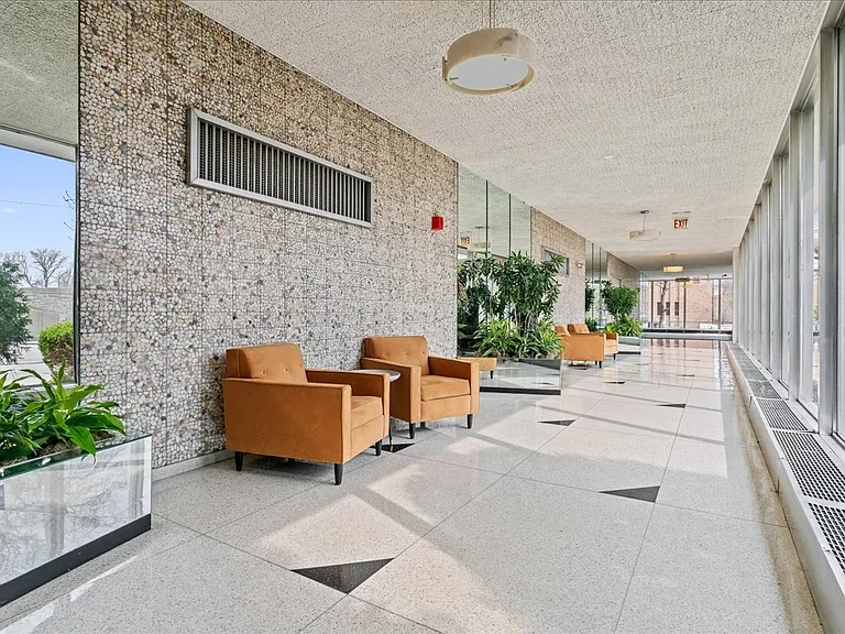 3950 N Lake Shore Dr #627E — Photo 5