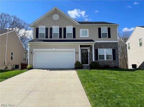 1551 Crescent Dr, Streetsboro, OH 44241