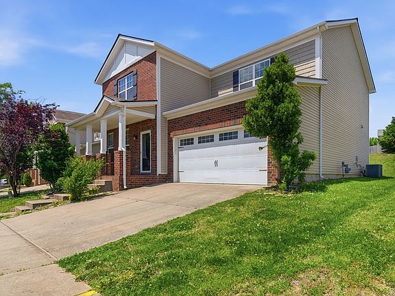 2nd image of 1672 Stonewater Dr