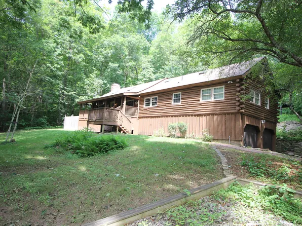 82 Stone House Road, Hebron, CT 06231