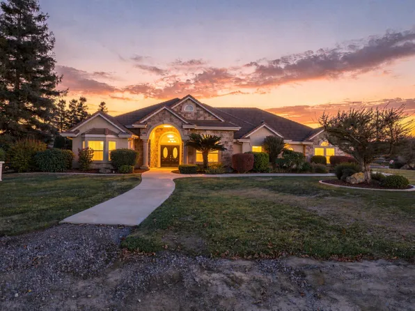 1928 S Shirk Road, Visalia, CA 93277