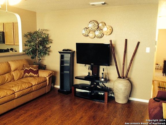 3rd image of 11212 Forest Pass Ct