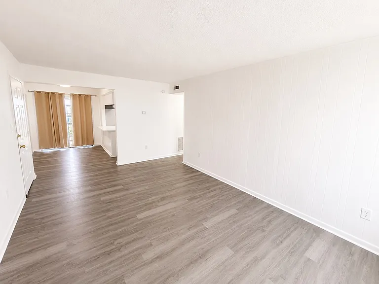 2789 L B McLeod Rd #D — Photo 10