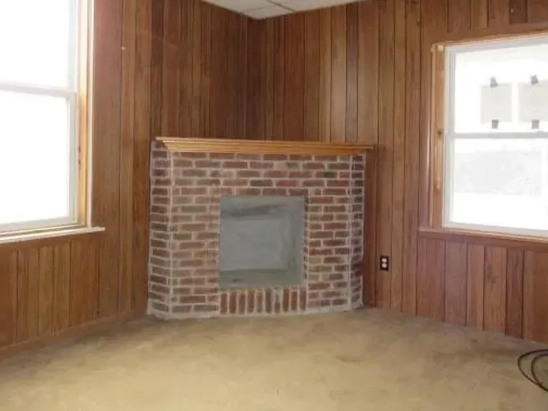223 Searight Ave — Photo 4