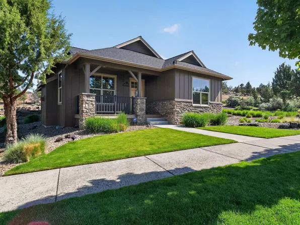 1202 SE Yarrow Ave, Madras, OR 97741