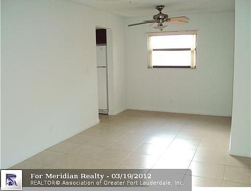 5th image of 10811 Royal Palm Blvd #6