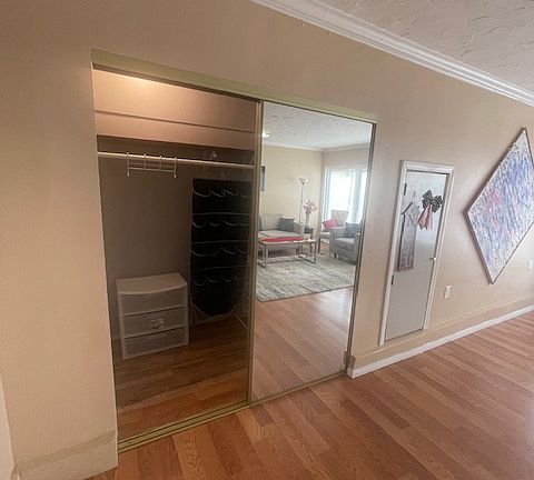 3rd image of 2249 Westwood Blvd #B