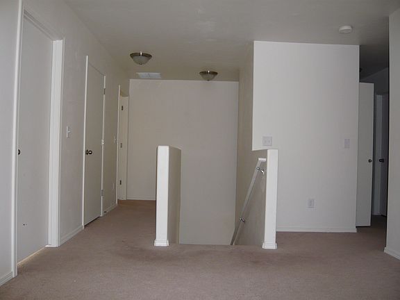 4th image of 8276 S Oak Vista Dr