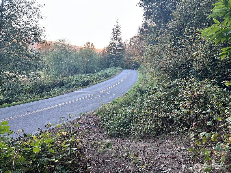5th image of 0 Fern Bluff Road S